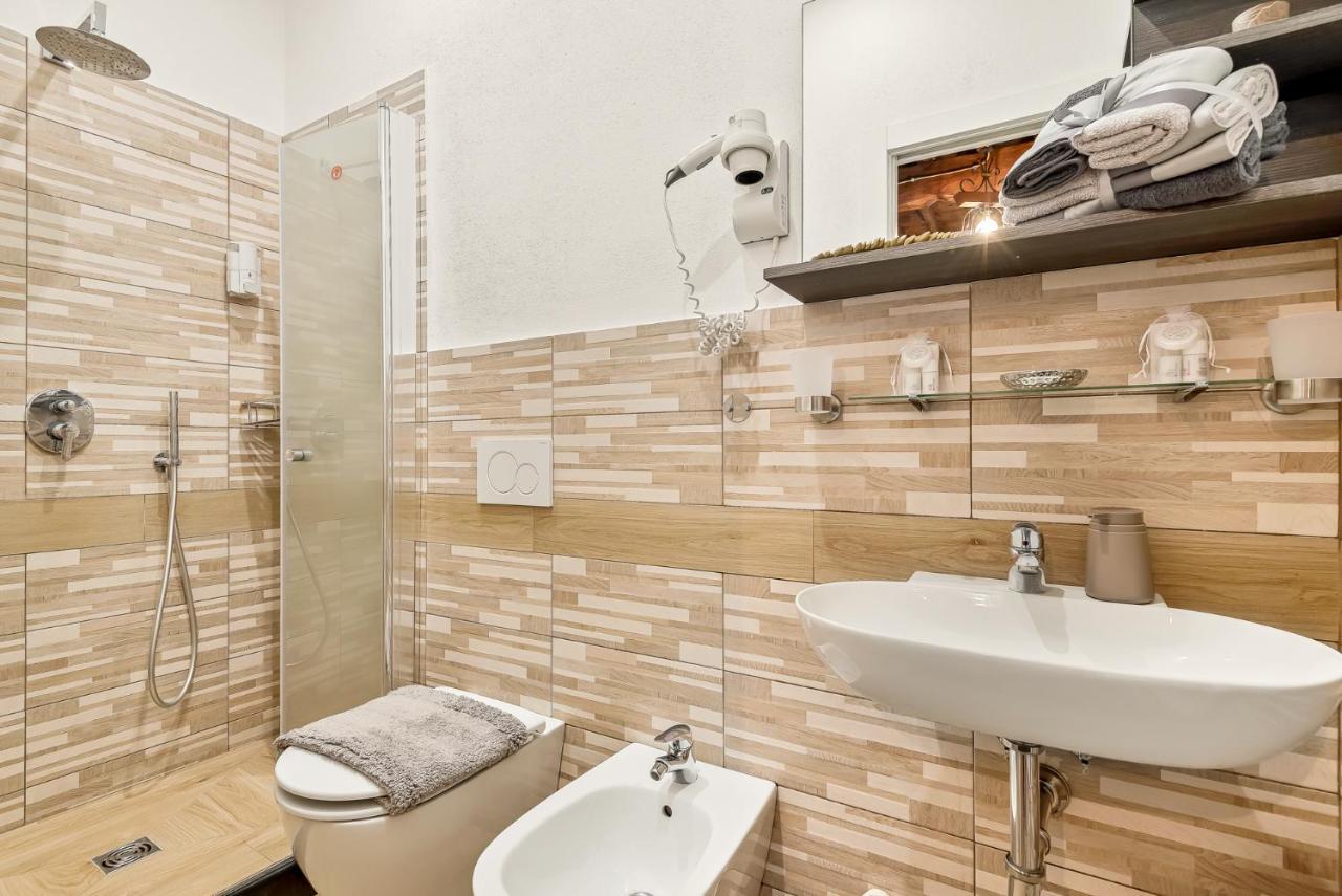 Alby Express Rooms Специя Экстерьер фото